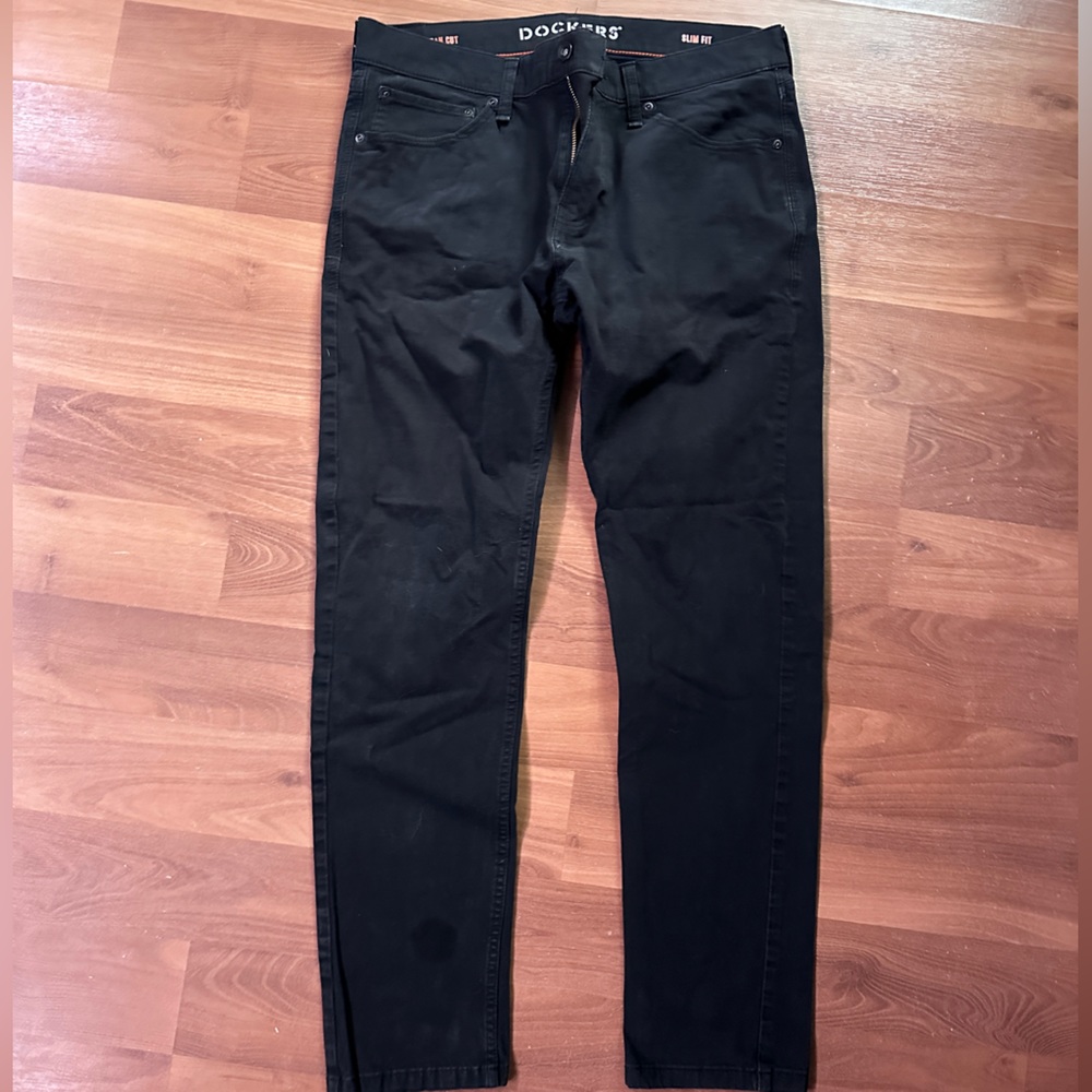 Slim Fit  Black Dockers jeans, great condition
